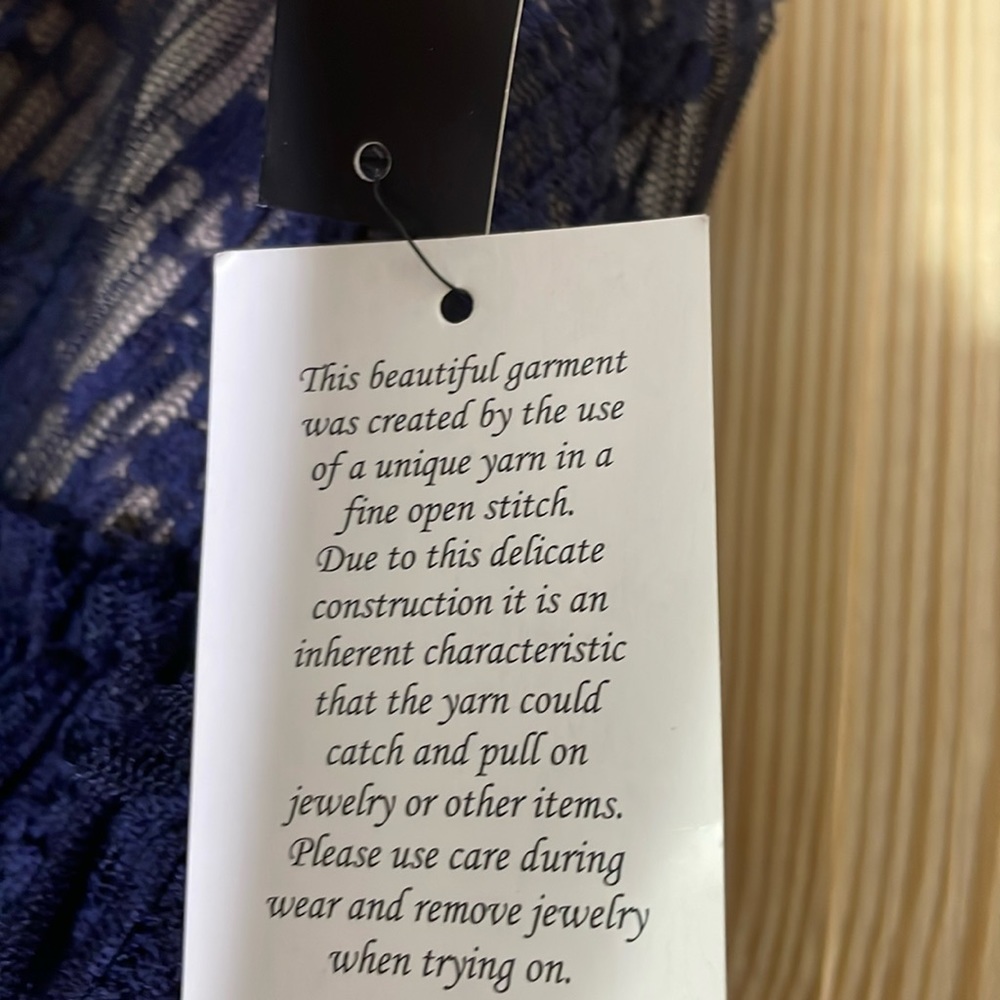 Maggy London Dress. Size 4. - Picture 3 of 5